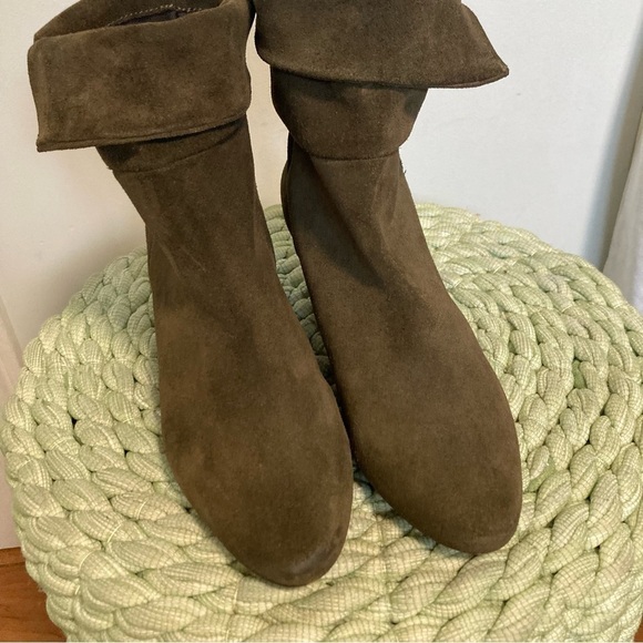 Free People Adella Musk Khaki Dark Green Suede Slip On Low Heel Booties - Picture 4 of 11